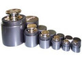Гиря 50г, F2 OIML R 111-1 с головкой, в пластиковом футляре